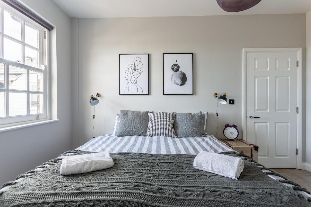 Ferienwohnung Shades Of Grey Southend-on-Sea Exterior foto